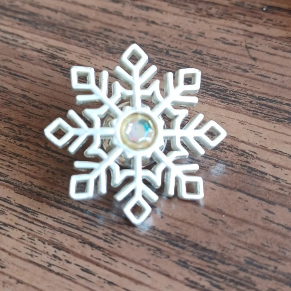 Snowflake pin, aluminum look, rhinestone center, approx 1